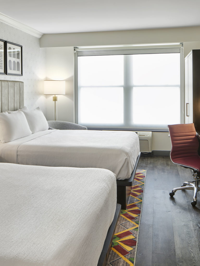 Roller Shades FR Hunter Douglas Hospitality